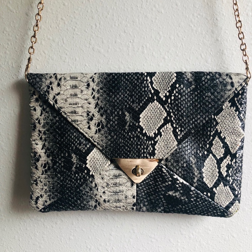 Beautiful snake skin color crossbody envelope
